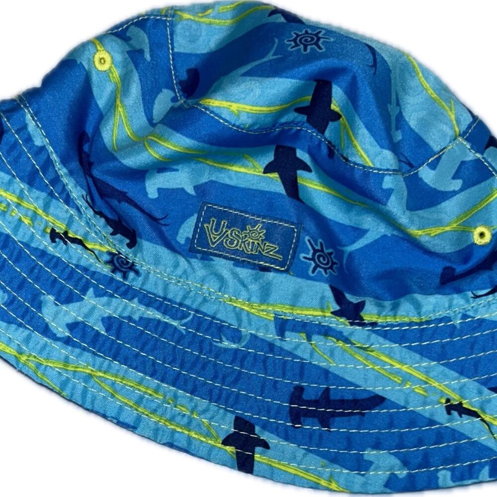 UV Skinz baby toddler reversible sun hat and denim Gap hat 6-24 months